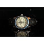 GENTLEMEN'S CAUNY SUBMARINE VINTAGE DIVERS WATCH, circular patina dial with patina green hour