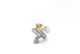 18ct Diamond twist ring, entwined diamond clusters,