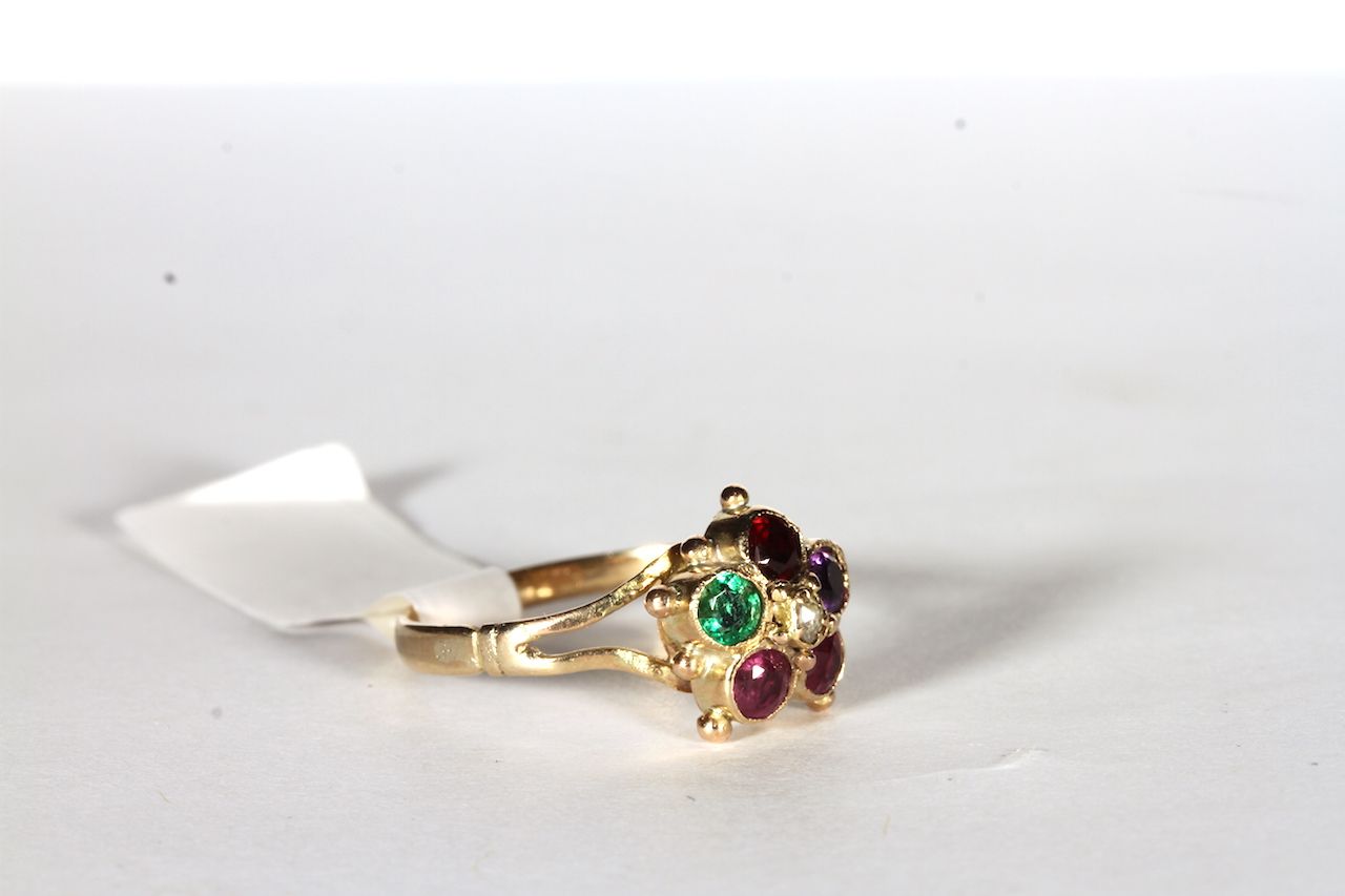 Victorian Regard Cluster Ring, round cut Ruby, Emerald, Garnet, Amethyst, Ruby and central rose - Image 2 of 3