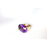 9CT LARGE AMETHYST RING, centre stone estimated as 25x12mm, not hallmarked, total weight 13.6 gms,