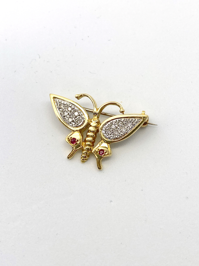 18CT DIAMOND AND RUBY BUTTERFLY BROOCH, dimensions 30x18mms, total weight 8.03gms. - Image 2 of 2