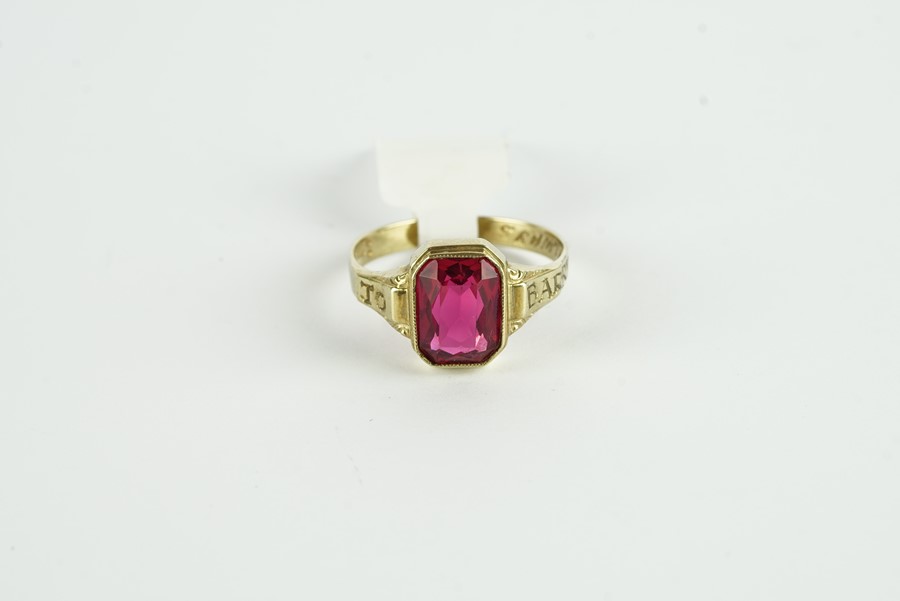 8CT RED PASTE STONE RING,centre stone estimated as 8.4x6.4mm, total weight 2.03gms, has been