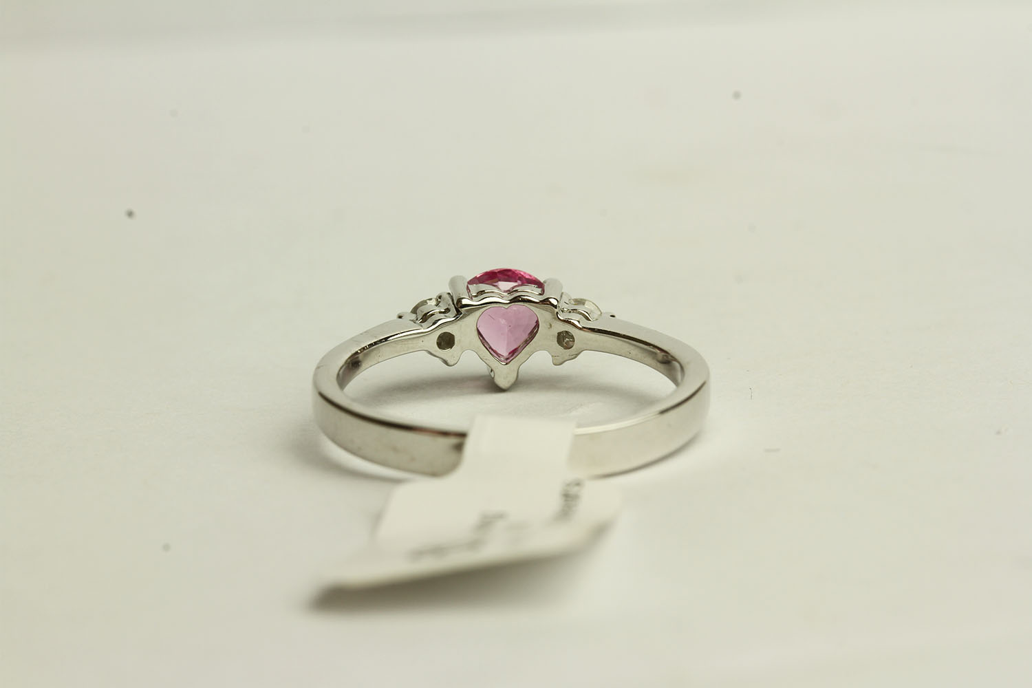 Pink Sapphire and Diamond Ring, set with 1 pink sapphire - Image 3 of 3