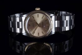 GENTLEMENS ROLEX OYSTER PERPETUAL WRISTWATCH REF. 1005 CIRCA 1967, circular champagne dial with gold