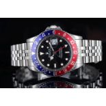 GENTLEMENS ROLEX OYSTER PERPETUAL DATE GMT-MASTER WRISTWATCH REF. 16750 CIRCA 1988, circular gloss