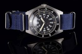 GENTLEMENS BENRUS TYPE II CLASS A U.S. MILITARY DIVERS WRISTWATCH CIRCA 1976, circular black 24hr