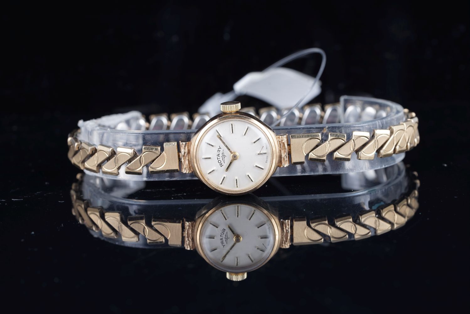 LADIES ROTARY 9CT GOLD WRISTWATCH, circular silver