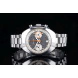 GENTLEMENS BULOVA CHRONOGRAPH WRISTWATCH, circular grey twin register dial with orange accents,