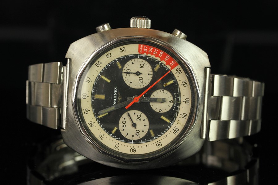 GENTLEMEN'S LONGINES 'WATER SKI' VALJOUX 72 CHRONOGRAPH WRISTWATCH REF. 8226, circular triple