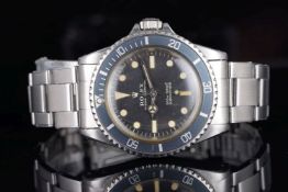 GENTLEMENS ROLEX OYSTER PERPETUAL SUBMARINER WRISTWATCH REF. 5513 CIRCA 1963, circular matt black