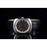 GENTLEMENS LONGINES CONQUEST WRISTWATCH REF. 1535, circular silver dial with silver hour markers and