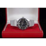 LADIES OMEGA SEAMASTER 120 DATE WRISTWATCH W/ BOX, circular black dial with lume hour markers and