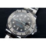 GENTLEMENS ROLEX YACHT-MASTER WRISTWATCH MODEL 116622 W/BOX, circular dark rhodium dial with applied