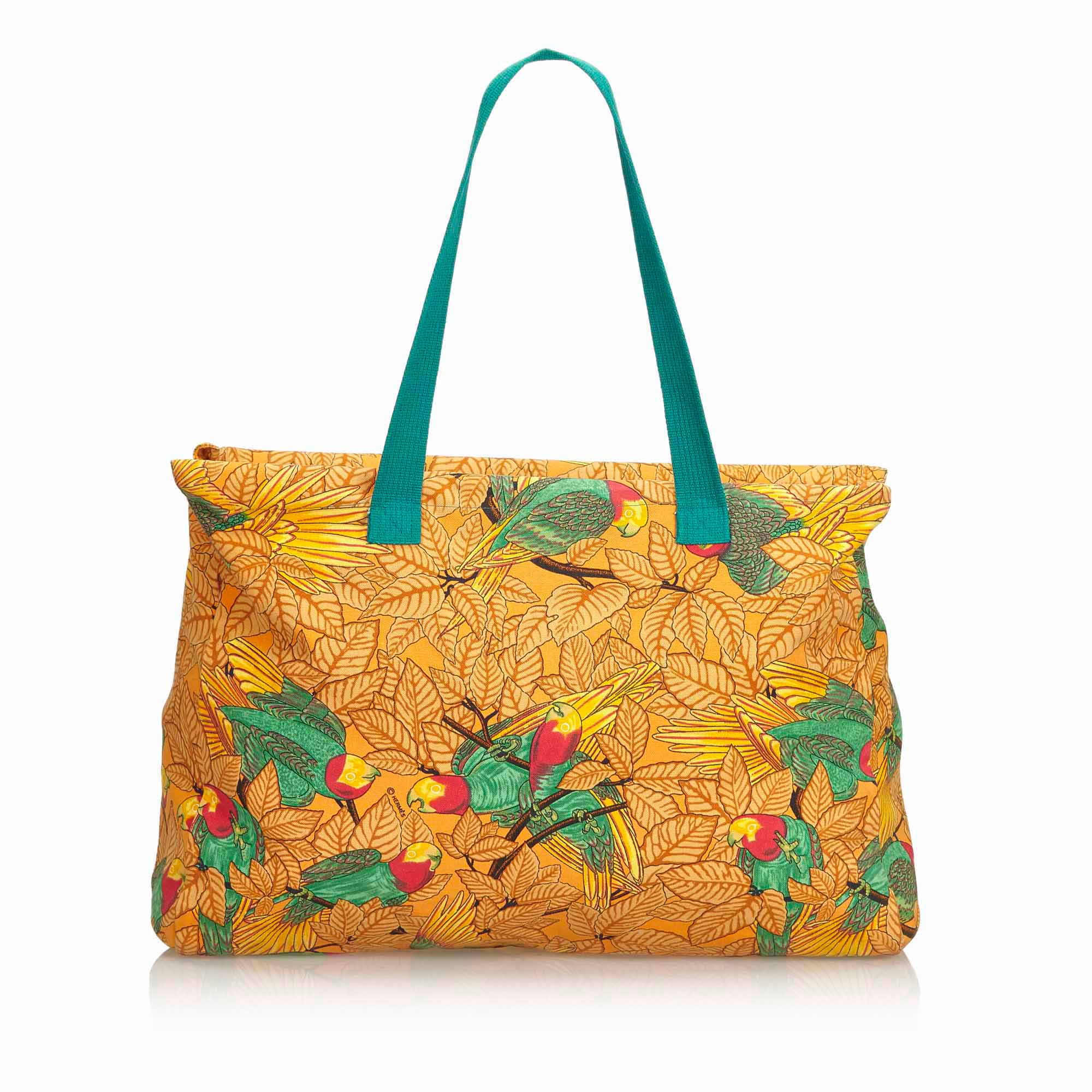 Hermes Printed Canvas Tote Bag, this tote bag features a printed canvas body, flat handles, and an - Image 3 of 10