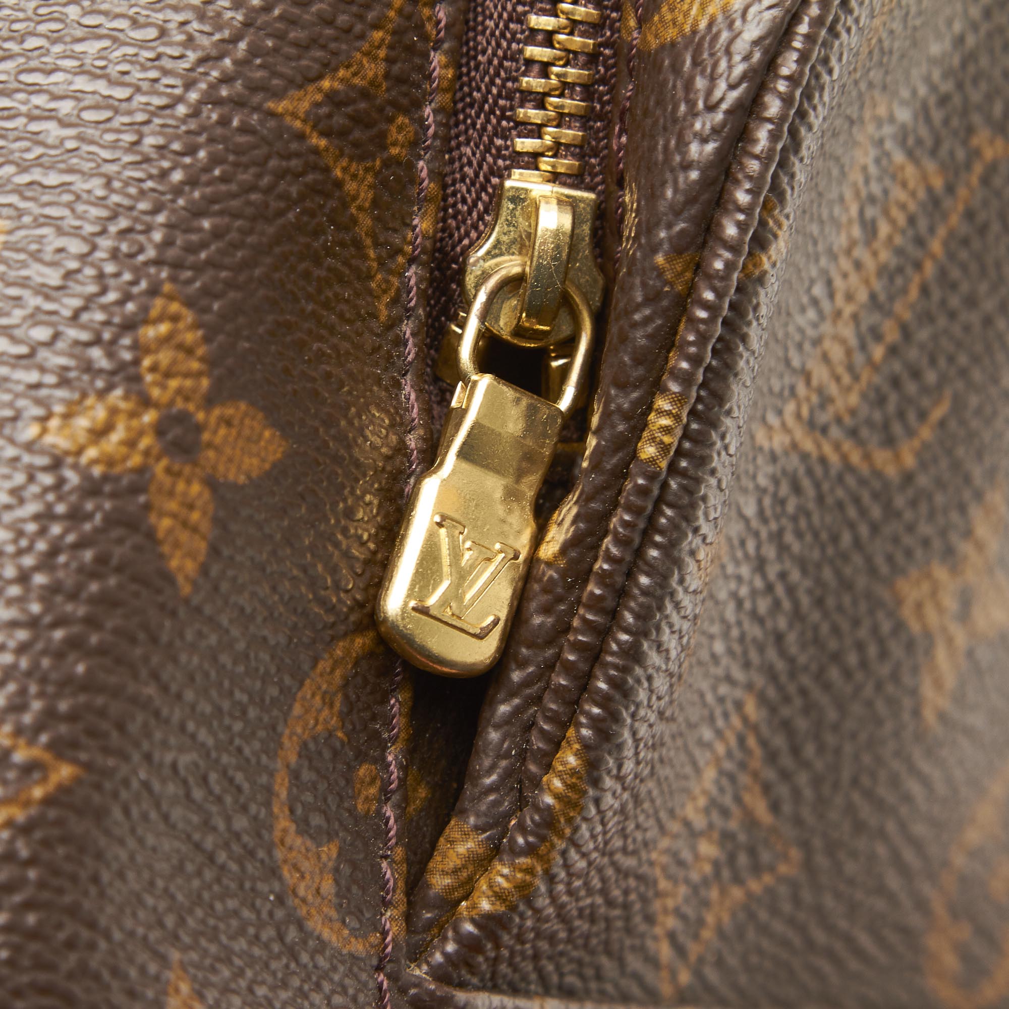 Louis Vuitton Monogram Montsouris MM Backpack, the Montsouris MM features a monogram canvas body, - Image 9 of 10