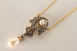 Necklace set with diamond and pearls, boxed