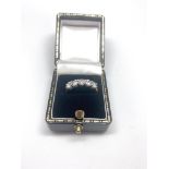 18ct yellow gold 5-stone diamond ring, boxed. Diamonds 1.08ct