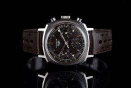 GENTLEMENS HEUER CAMARO CHRONOGRAPH WRISTWATCH, circular chocolate triple register dial with cream