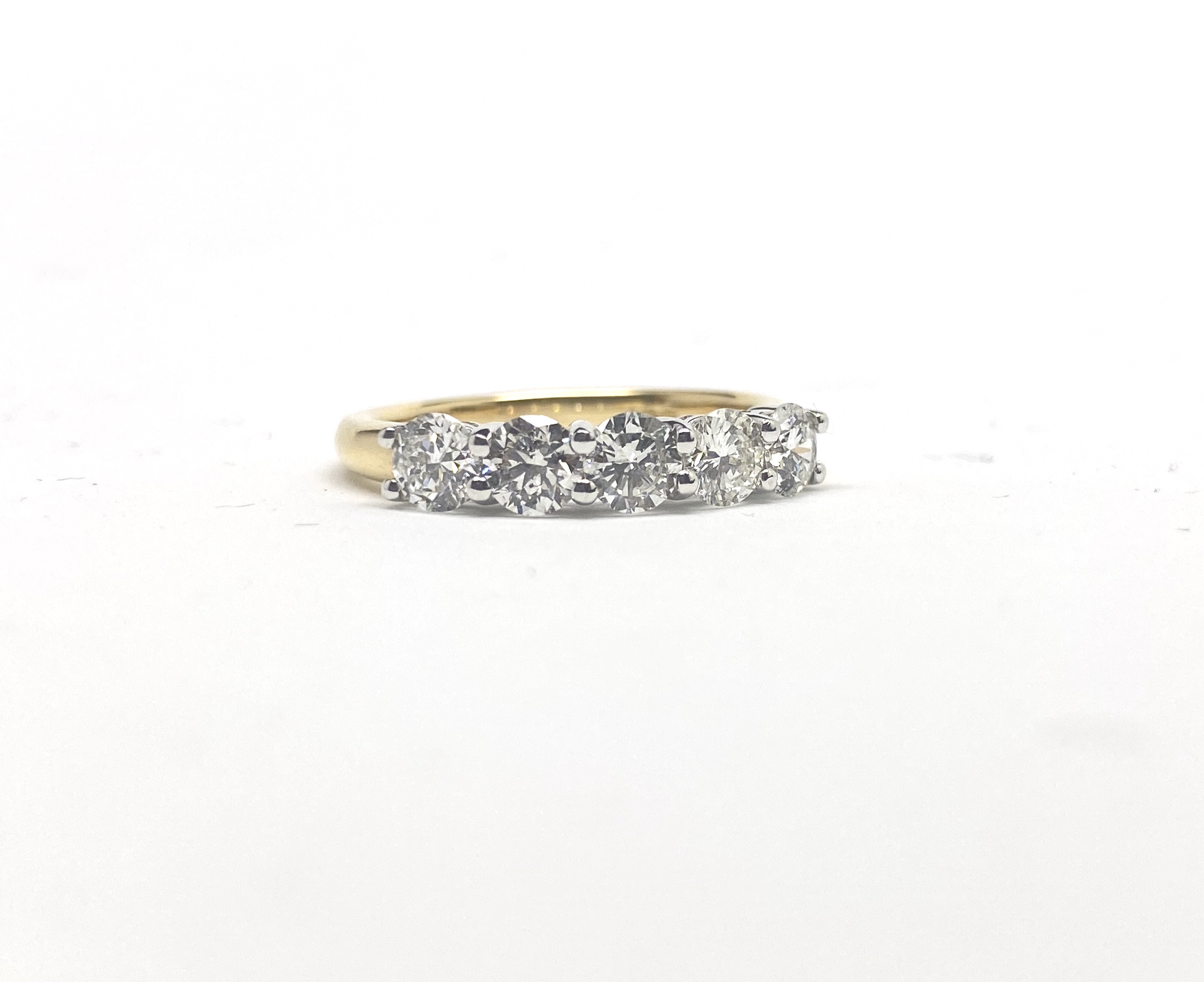 18ct yellow gold 5-stone diamond ring, boxed. Diamonds 1.08ct - Image 3 of 4