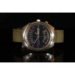 GENTLEMENS WITTNAUER 2000 CALENDAR AUTOMATIC WRISTWATCH