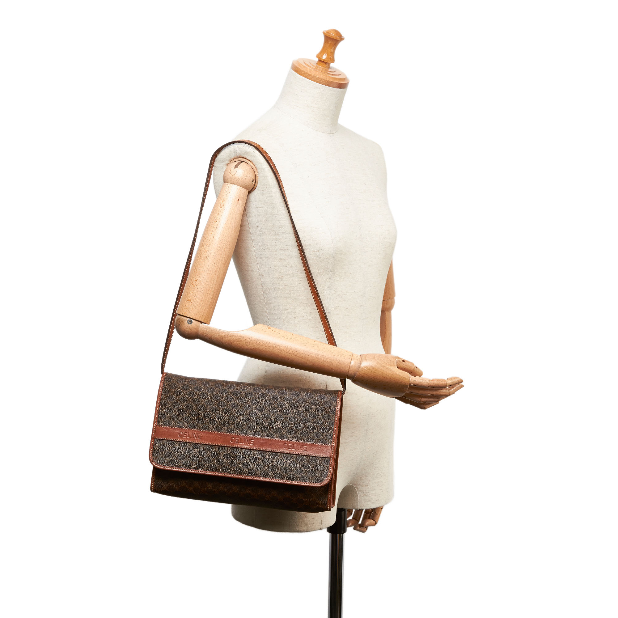 Celine Macadam Shoulder Bag, this shoulder bag features a PVC body, a flat leather strap, a top flap - Image 5 of 9