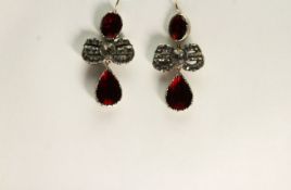 VICTORIAN OLD CUT GARNET AND PASTE DROP EARRINGS WITH FOILED BACK, dimensions 4x2 cms