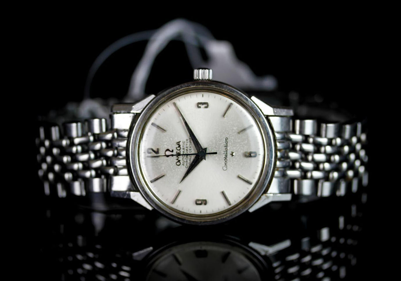 GENTLEMENS OMEGA AUTOMATIC CHRONOMETER CONSTELLATION WRISTWATCH REF. 167.005, circular silver dial