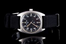 GENTLEMENS HAMILTON BRITISH MILITARY ISSUED WRISTWATCH, circular black tritium dial with white