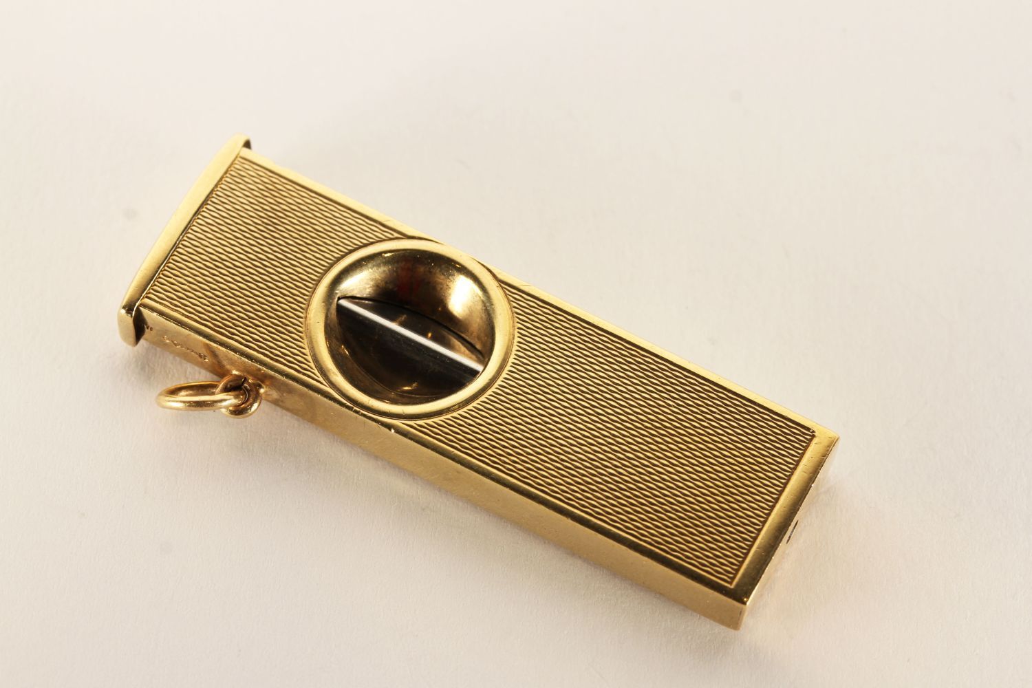 Rostfrel Cigar Cutter, stamped 9ct yellow gold, approximate length when closed 5cm.