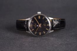 VINTAGE BREITLING GENEVE 159, circular black dial with bold block hour markers, Arabic numerals to