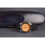 VINTAGE SEIKO AUTOMATIC DIVER 4205 - 015T CIRCA 1986 WITH TRAVEL CASE, circular orange dial, date