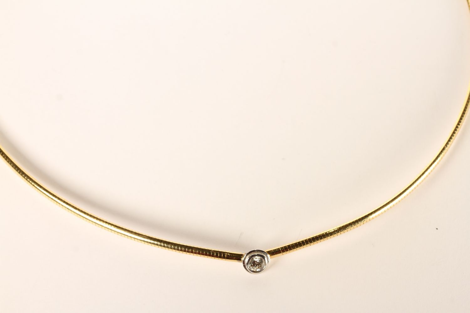 Diamond Necklace, set with a single round brillian - Image 2 of 3