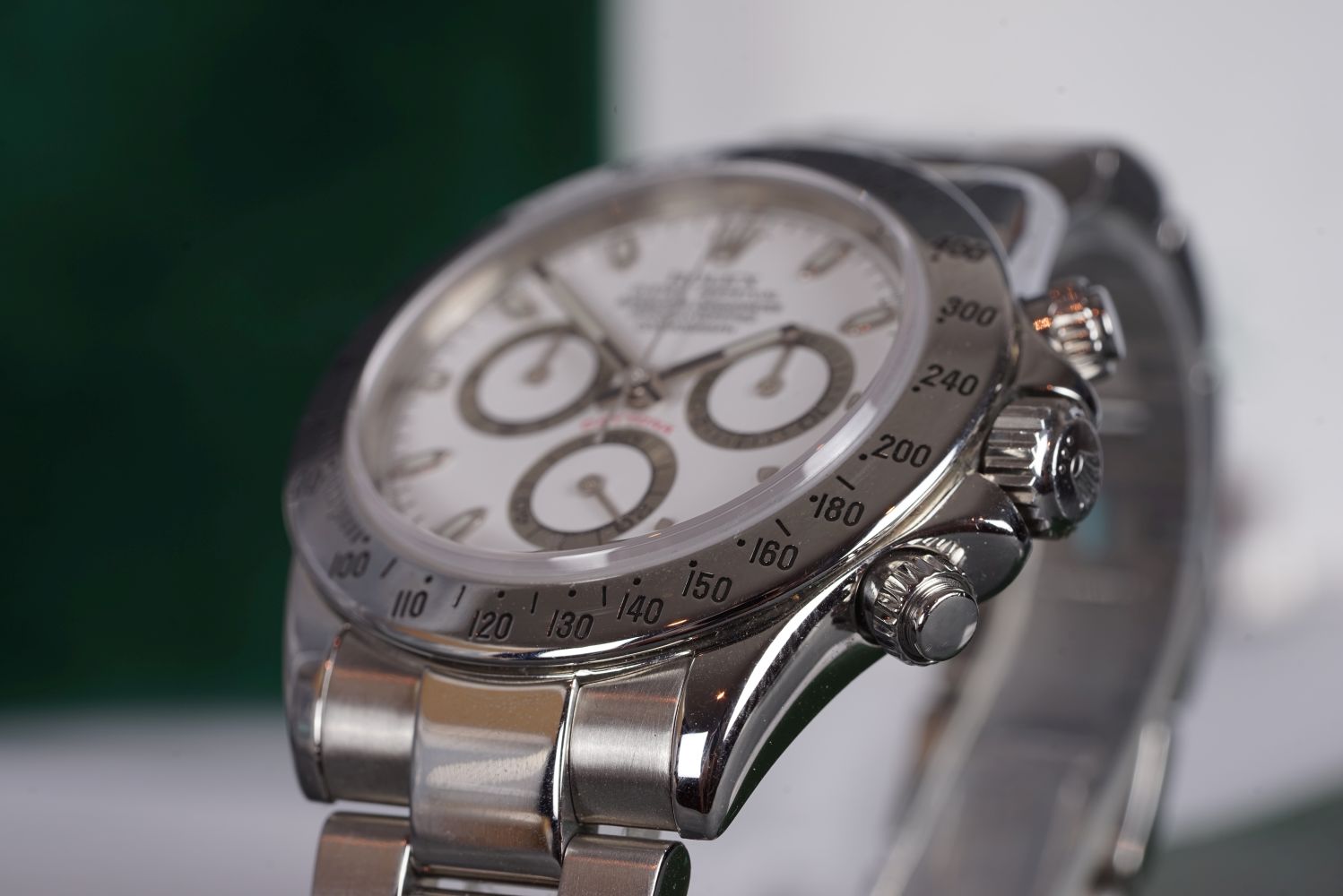 GENTLEMENS ROLEX OYSTER PERPETUAL SUPERLATIVE COSMOGRAPH DAYTONA CHRONOGRAPH WRISTWATCH W/ PUNCHED - Image 5 of 5