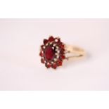 9ct Garnet cluster ring, 2.8g