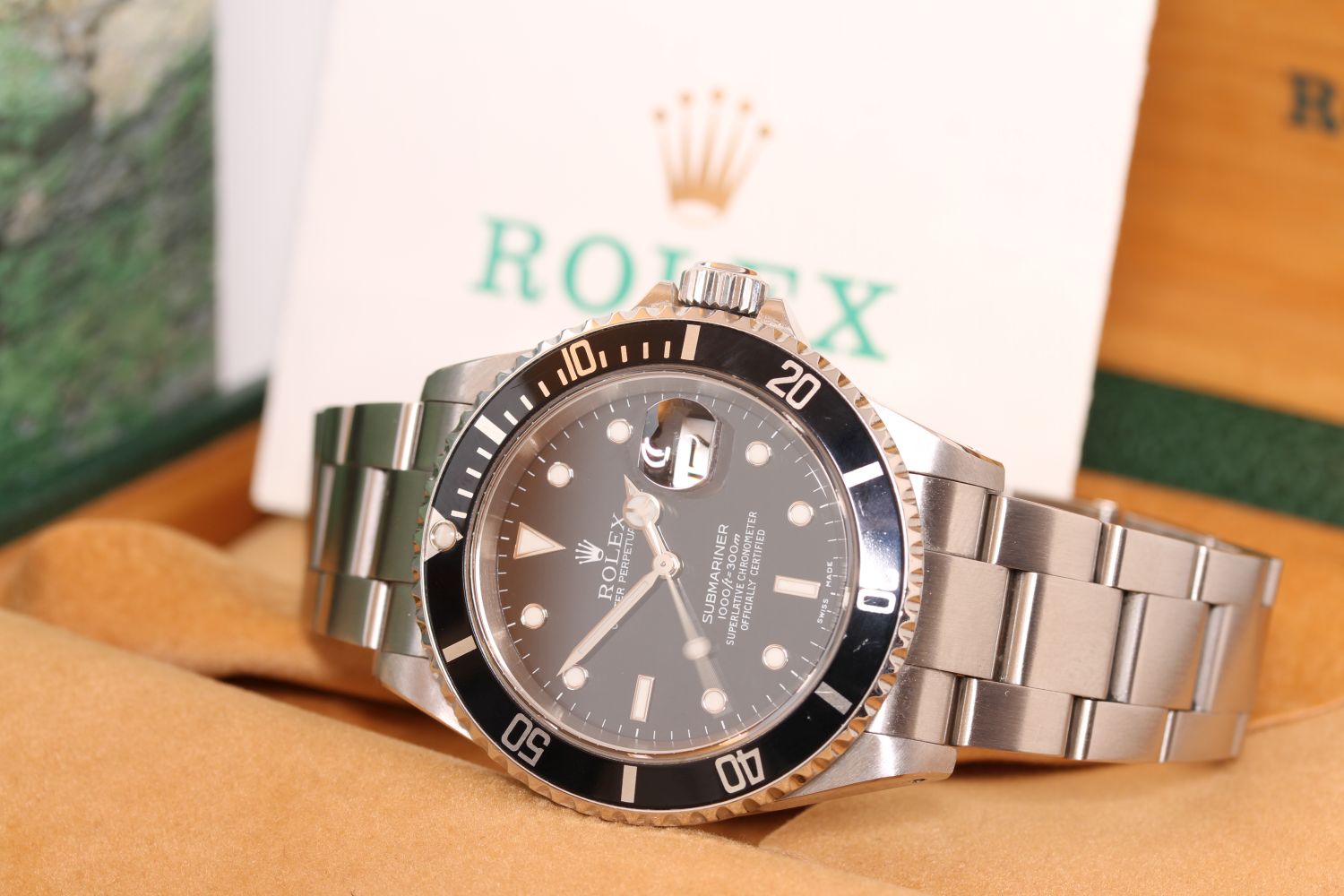 GENTLEMEN'S ROLEX OYSTER PERPETUAL SUBMARINER REFERENCE 16610 WITH BOX AND PAPERS CIRCA 2002, - Image 3 of 3