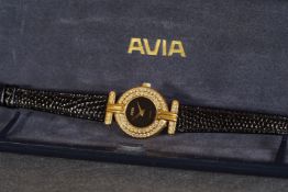 ***TO BE SOLD WITHOUT RESERVE*** LADIES AVIA QUARTZ WRISTWATCH W/ BOX, circular black dial with gold