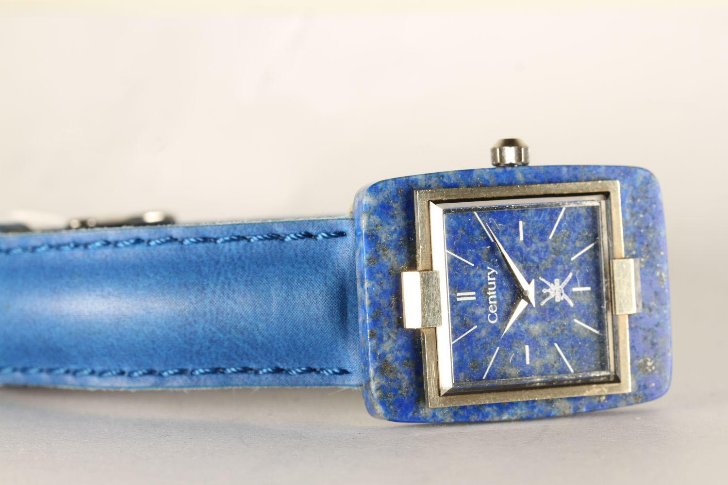 GENTLEMENS 18CT WHITE GOLD CENTURY WRISTWATCH, square lapis lazuli dial with silver sword hands, - Image 2 of 4