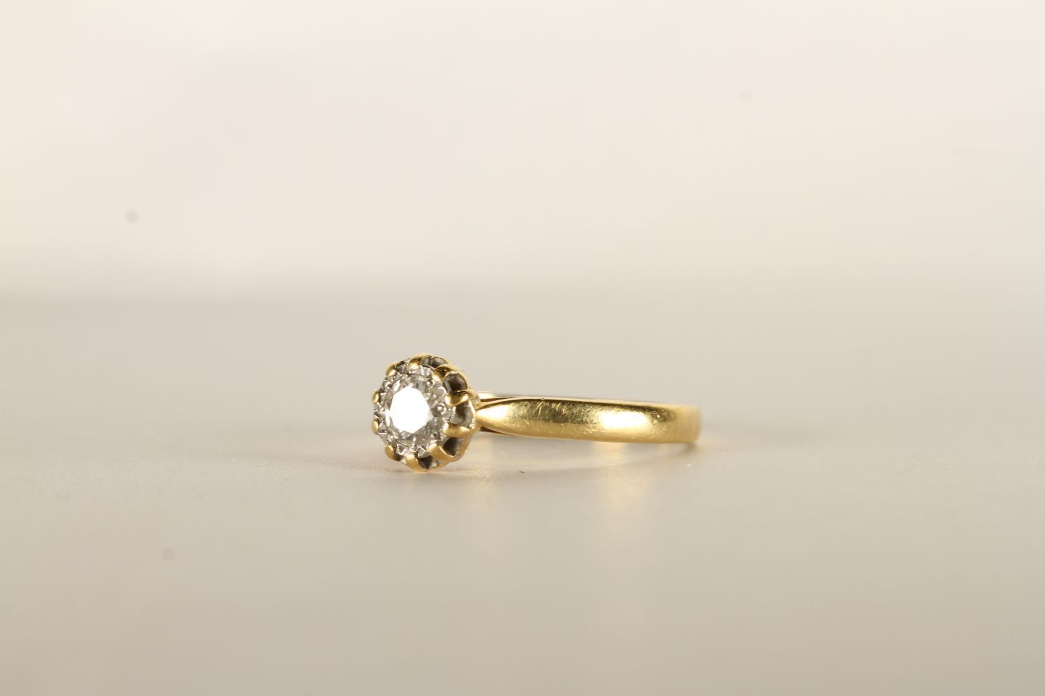 Diamond Solitaire Ring, set with a round cut diamond, claw set, 18ct yellow gold, finger size O. - Image 2 of 2