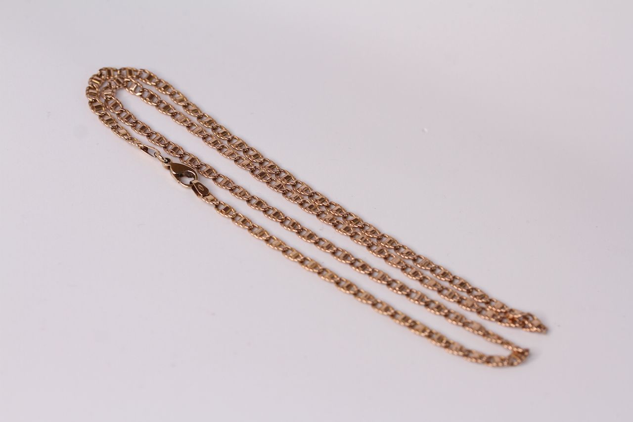 9ct Fancy FLat Link Chain, approximately 56cm long, 12.7g gross - Image 2 of 3