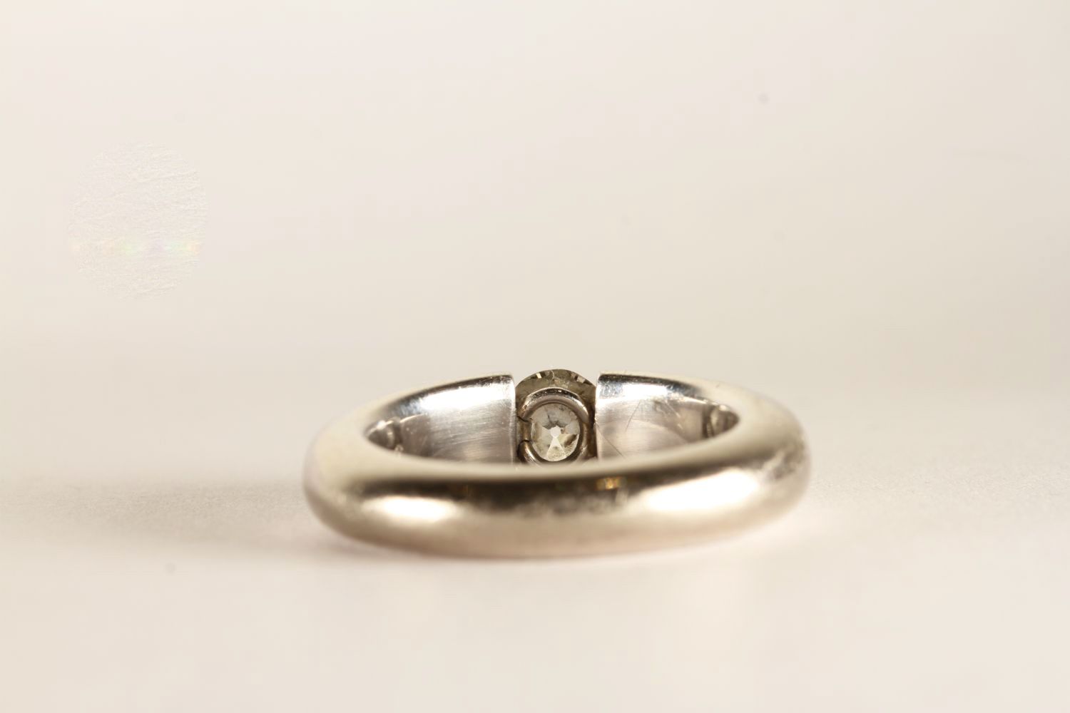 Diamond Solitaire Ring, set with a single tension set diamond, stamped 18ct white gold, finger - Image 3 of 3