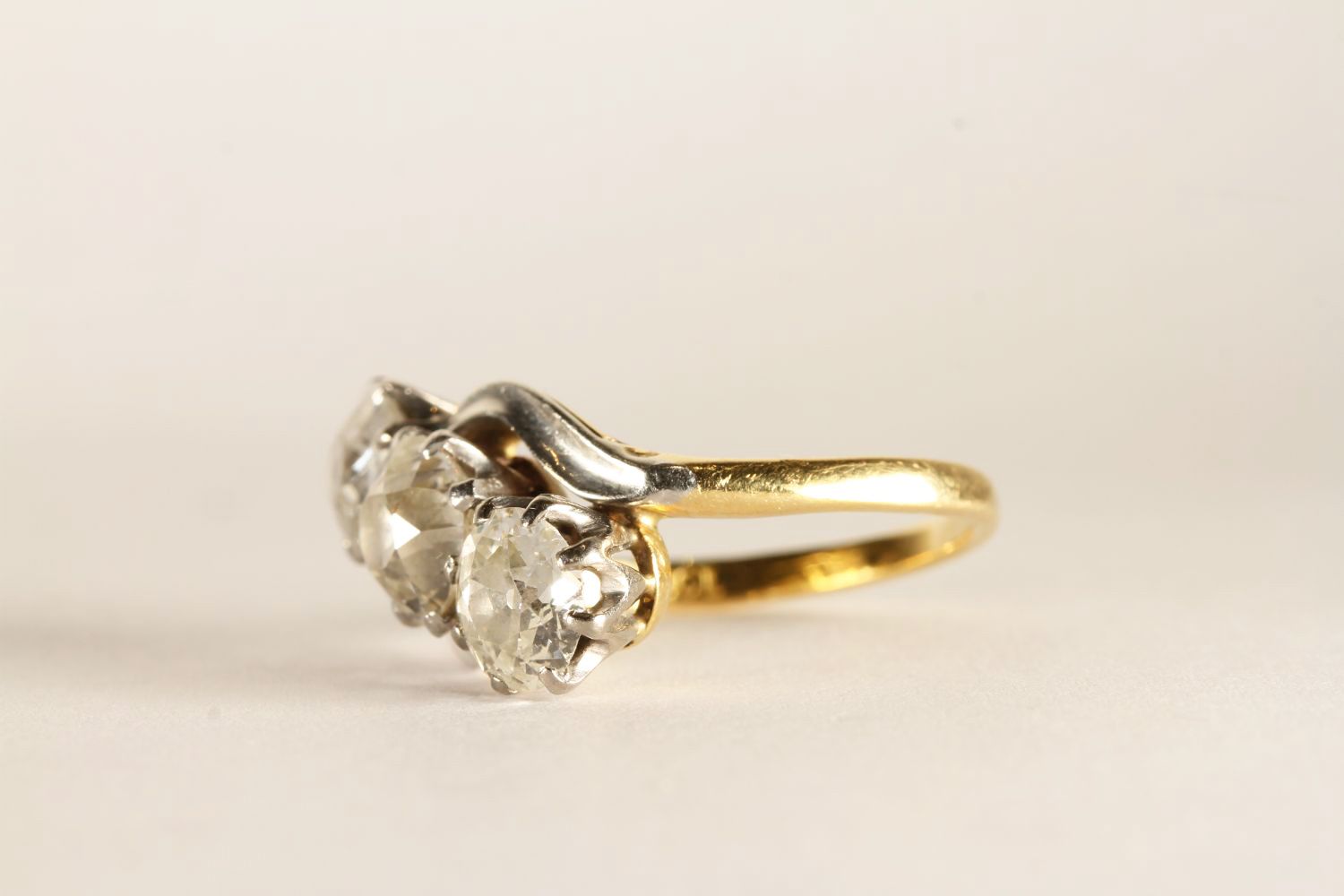 Diamond Trilogy Ring, set with 3 round cut diamonds, claw set, stamped 18ct yellow gold shank, - Image 2 of 3