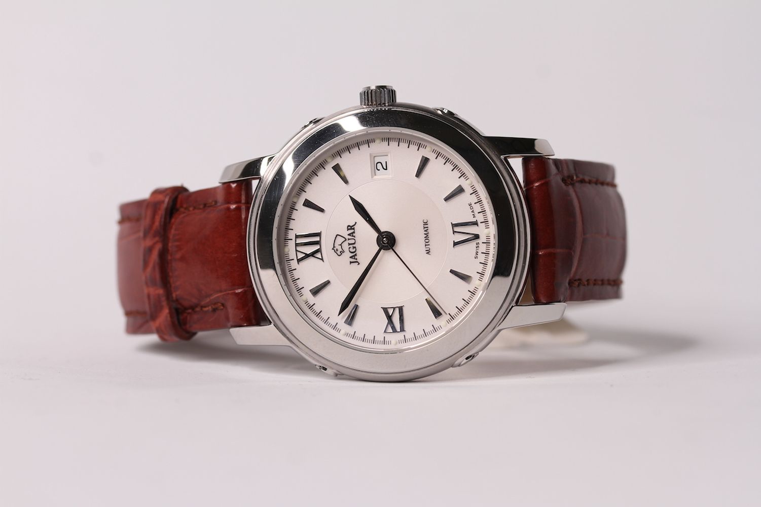 GENTLEMENS JAGUAR AUTOMATIC WRISTWATCH REF J950, circular white dial with hour markers and roman - Image 2 of 3