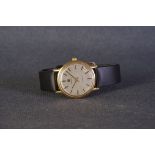 GENTLEMENS ZENITH AUTOMATIC DATE 18CT GOLD WRISTWATCH, circular silver brushed dial with gold and