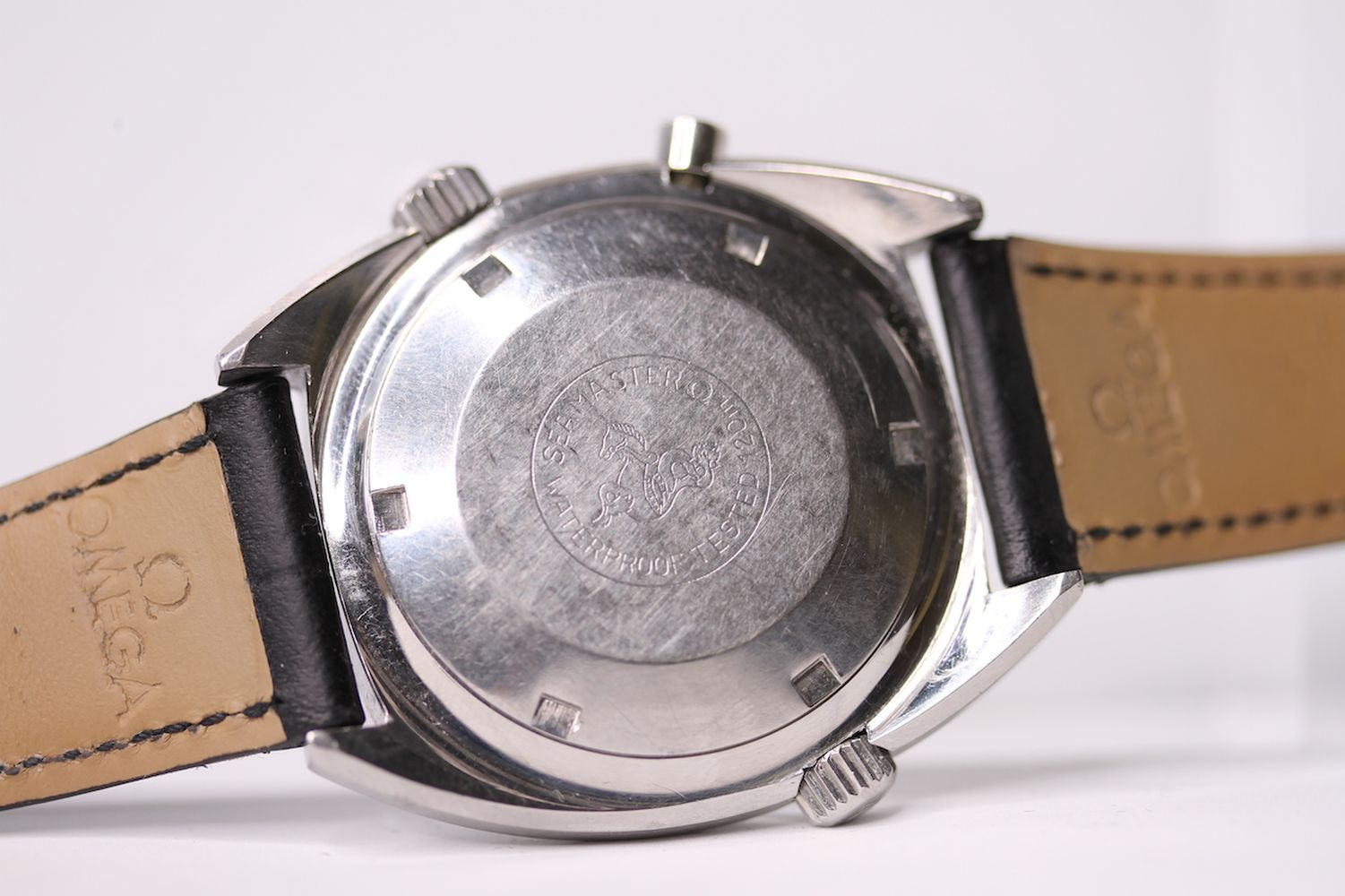 1960s OMEGA SEAMASTER CHRONOSTOP REFERENCE 145.008, circular dark two tier dial, baton hour markers, - Image 2 of 4