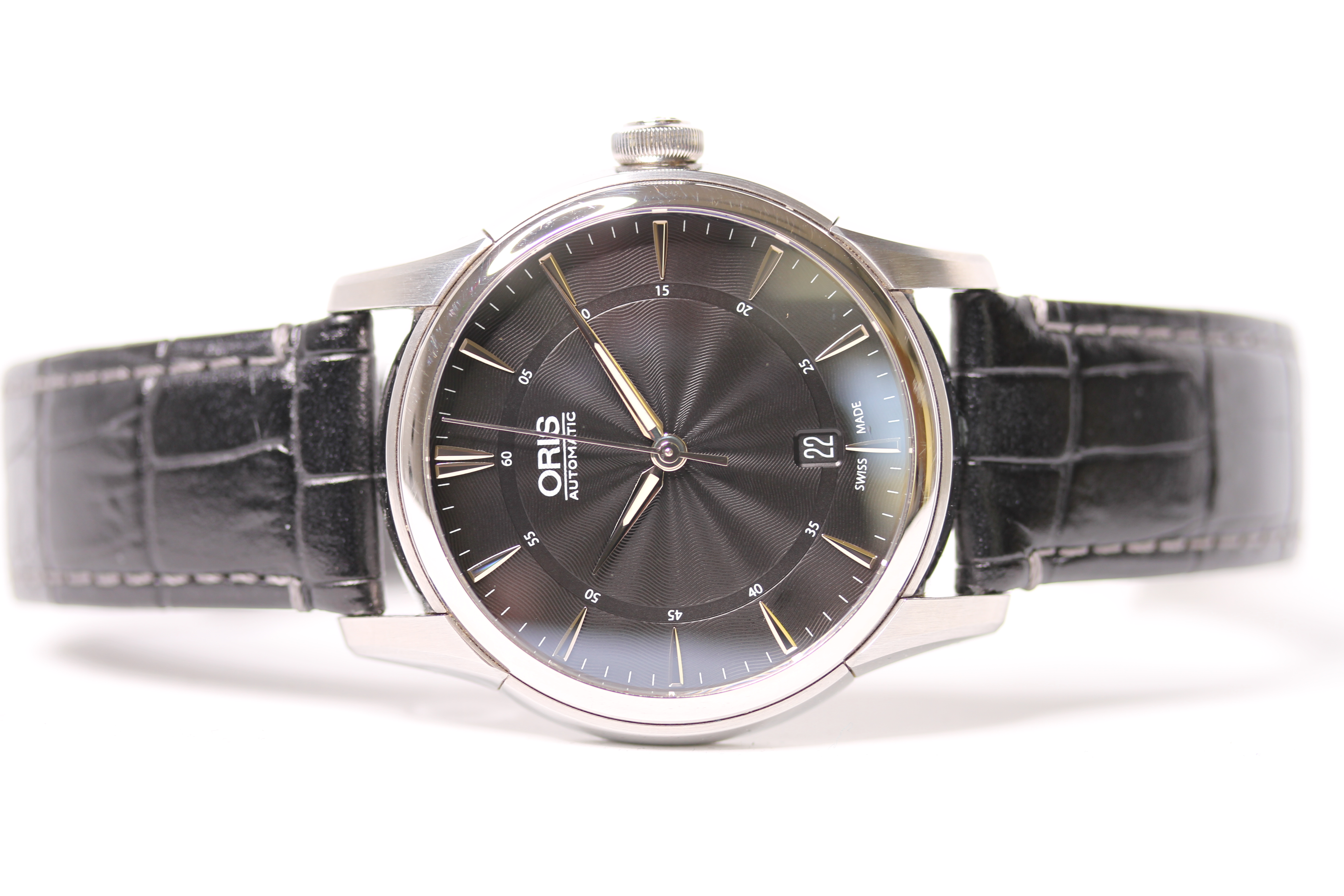 GENTLEMENS ORIS ARTELIER WRISTWATCH REF 0173376704054 W/BOX & PAPERS, circular black dial with