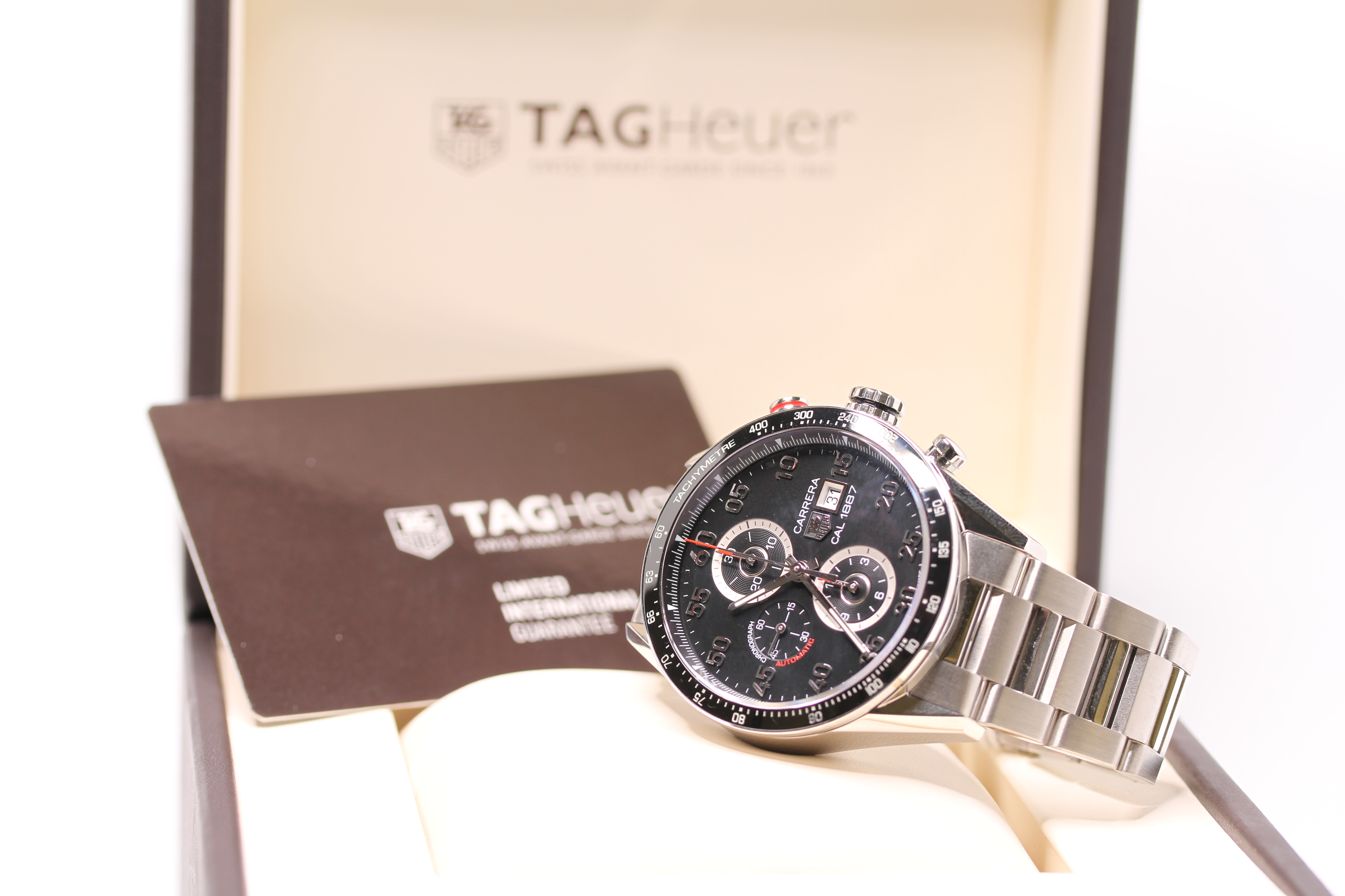 GENTLEMENS TAG HEUER CARRERA 1887 REF CAR2A10-3, circular black dial with arabic numbers, date at - Image 3 of 3