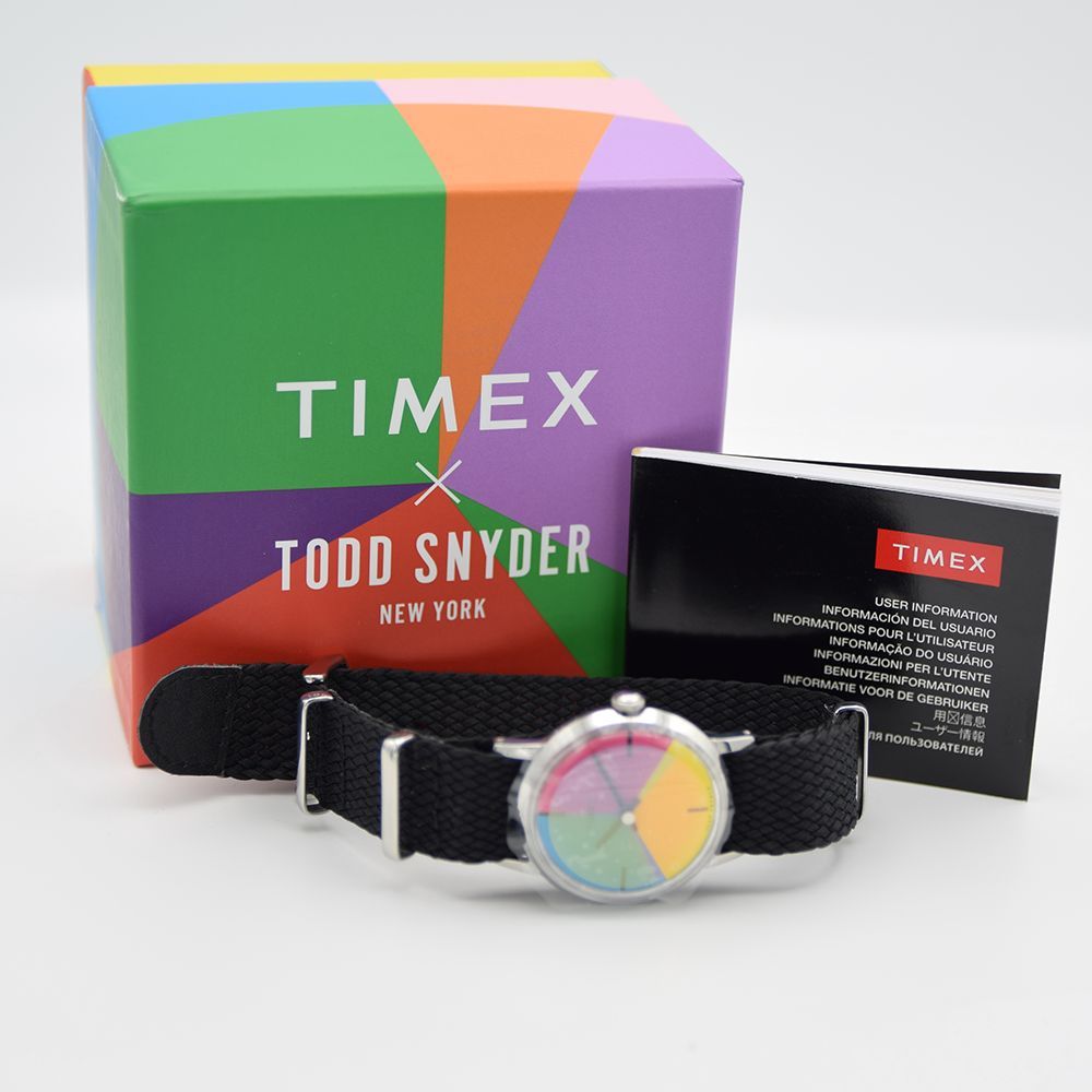 GENTLEMAN'S TIMEX TODD SYNDER NEW YORK EDITION, RARE, BOX AND BOOKLET, IN UNWORN CONDITION, CIRCA.