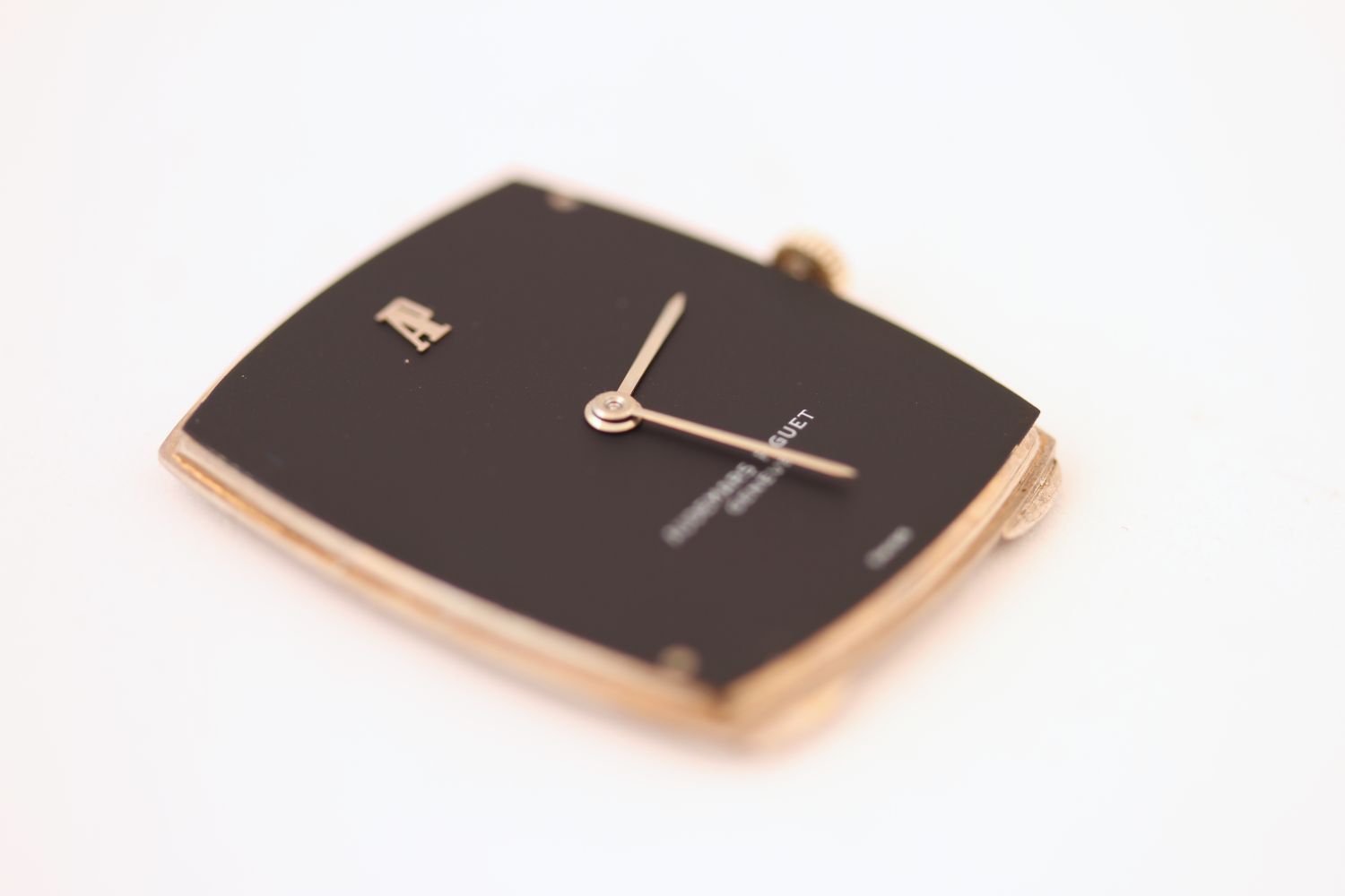 VINTAGE 18CT AUDEMARS PIGUET DRESS WATCH, cushion rectangular case and dial, black gloss dial with - Image 3 of 3