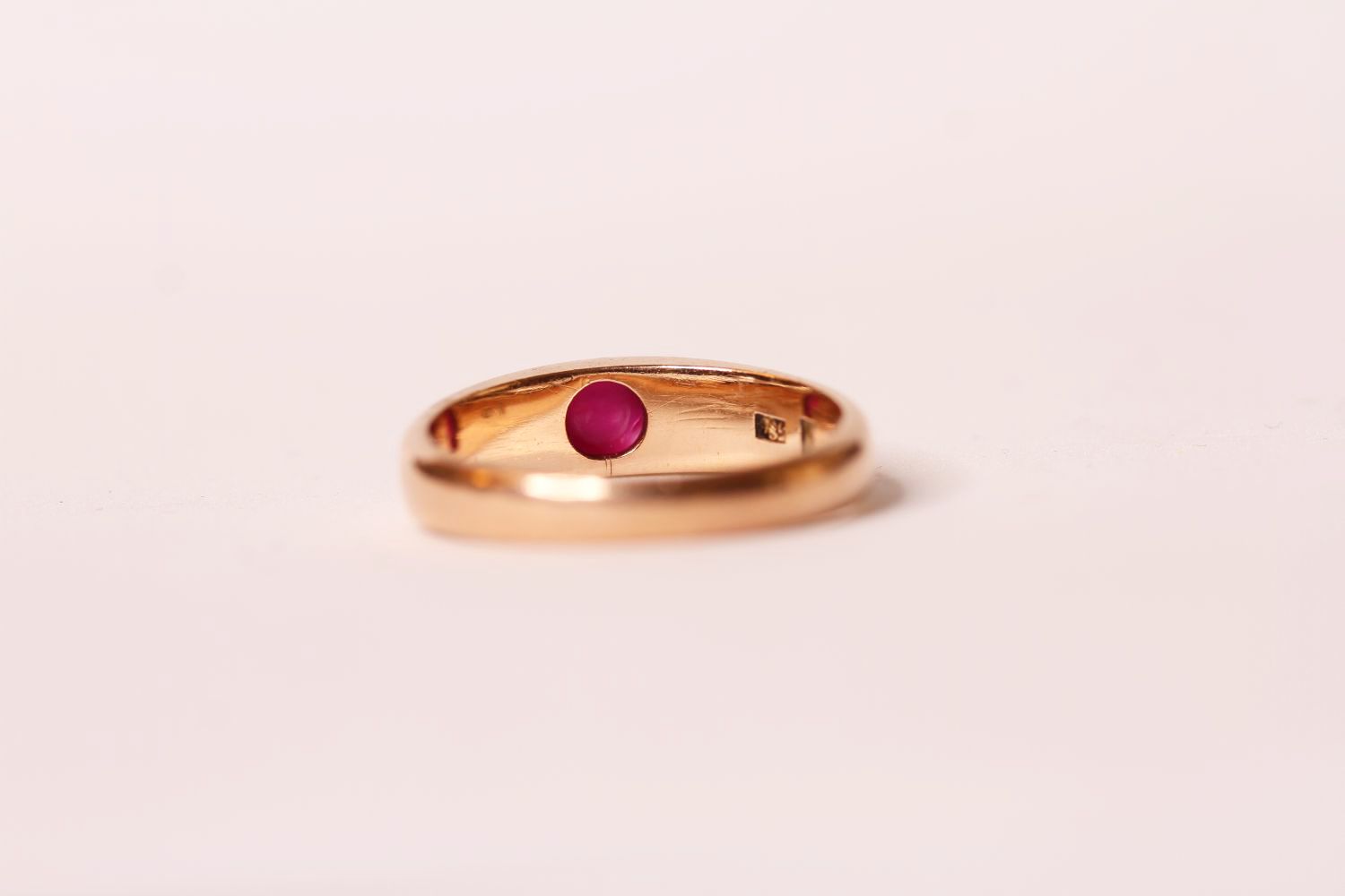 Victorian cabochon ruby dress ring, single cabochon cut ruby, approximately 5.3 x 4.7 x 4.2mm, set - Image 4 of 5