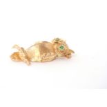 Owl brooch, 14ct yellow gold outbreaks, 33 x 14 mm, with emerald set eyes, 5.5g